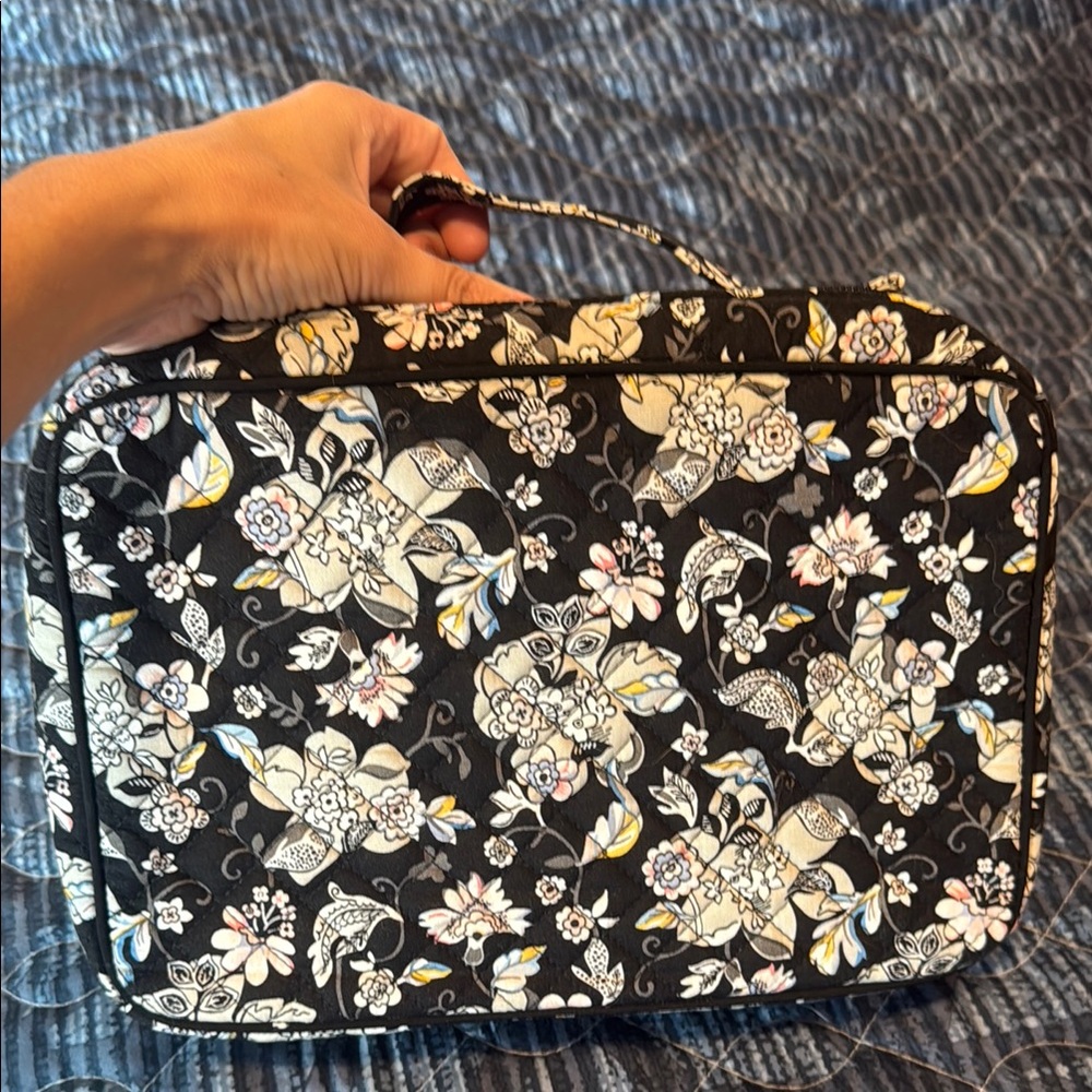 Floral Black and White/ Pastel Makeup Case - Holland Garden - Picture 9 of 12